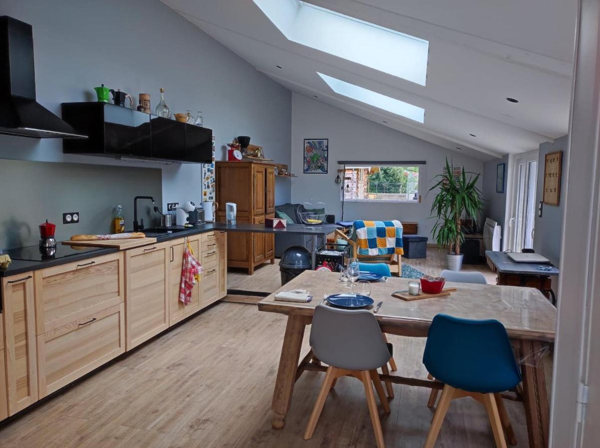 באיו Maison De Ville מראה חיצוני תמונה